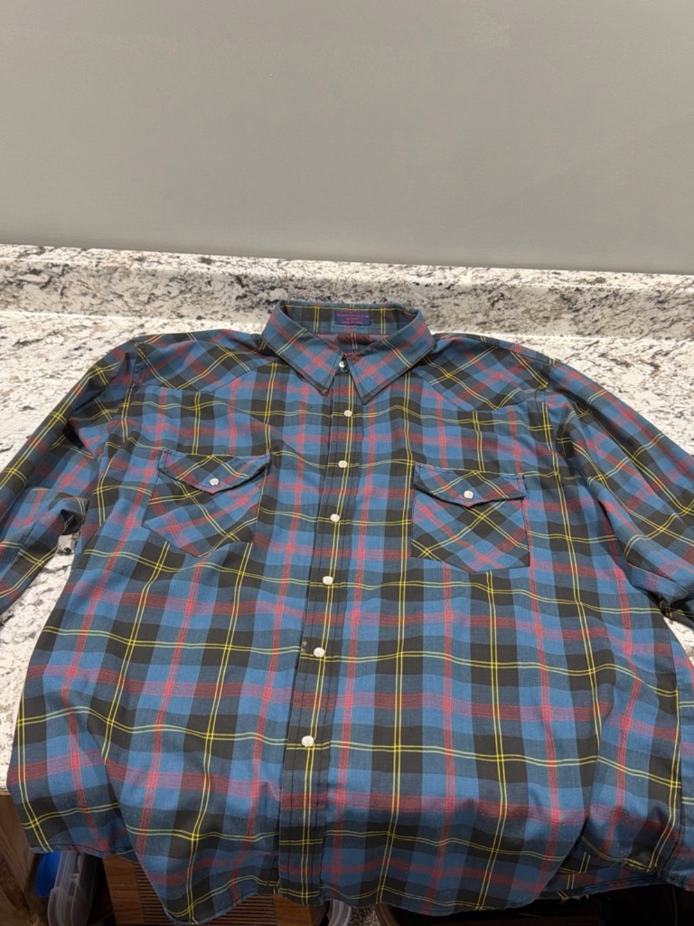 Plaid Button-Up Shirt in Blue and Black - Unbranded